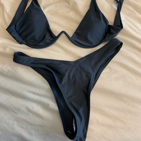 Shein 2 Piece Bikini - Picture 1 of 3